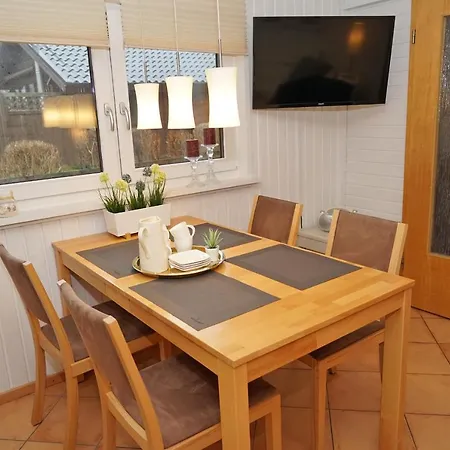 Prázdninový dům Blockhaus Mit Wintergarten In Stra